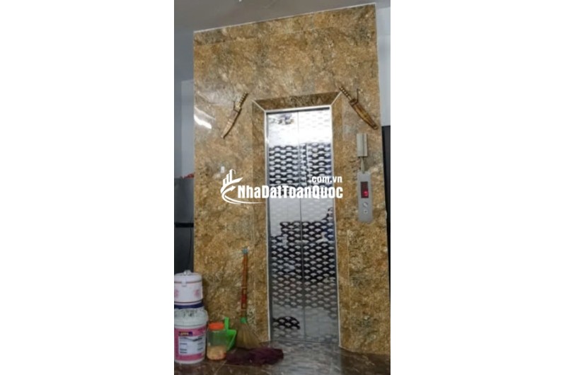 'Cho thuê Nhà VP, Nhà Hàng, KD, thang máy,vỉa hè, 115m2- 4T, Trần Nhân Tông_47 Tr